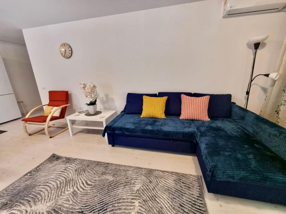 Close To Bucharest Airport & Therme-self Check-in Apartment Otopeni